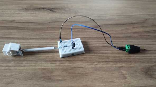 Kompletne połączenia złącza mikrofonowego z kartą dźwiękową